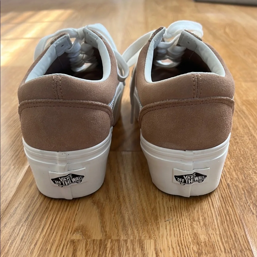 Vans Women’s Old Skool Stacked Suede Sneakers - Picture 6 of 10